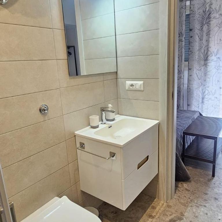 Anastasio Terrace double 3 - Camera Matrimoniale Economy - 8