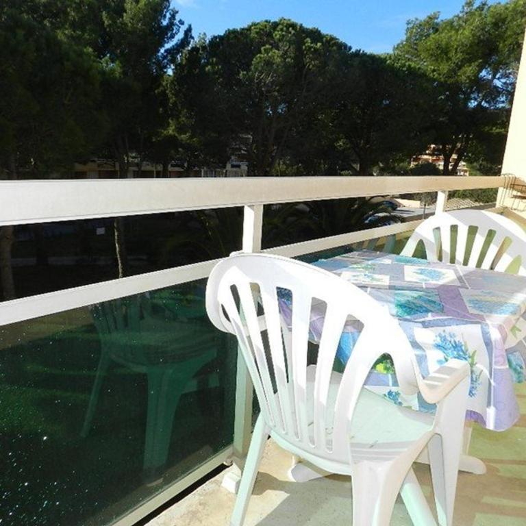 Appartement 3 pièces 5 couchages avec garage privé à Bormes-les-Mimosas - FR-1-251-896 - Appartement - 3