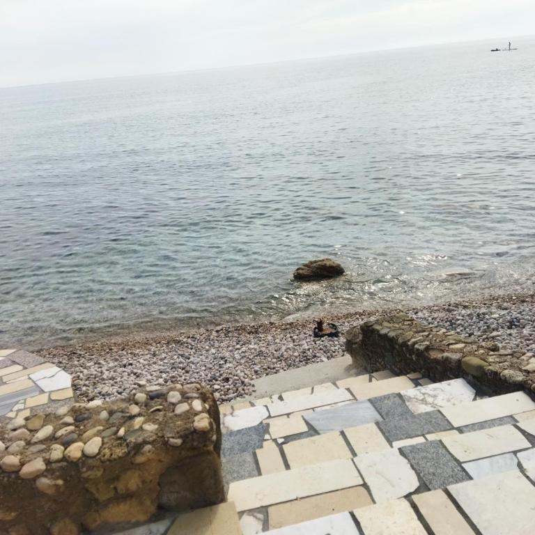 Beach House Kruče - Apartman sa 2 Spavaće Sobe, Balkonom i Pogledom na More - 36