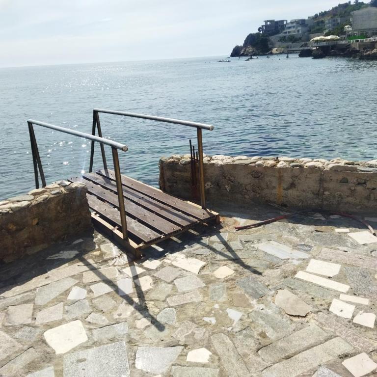 Beach House Kruče - Apartman sa 2 Spavaće Sobe, Balkonom i Pogledom na More - 38