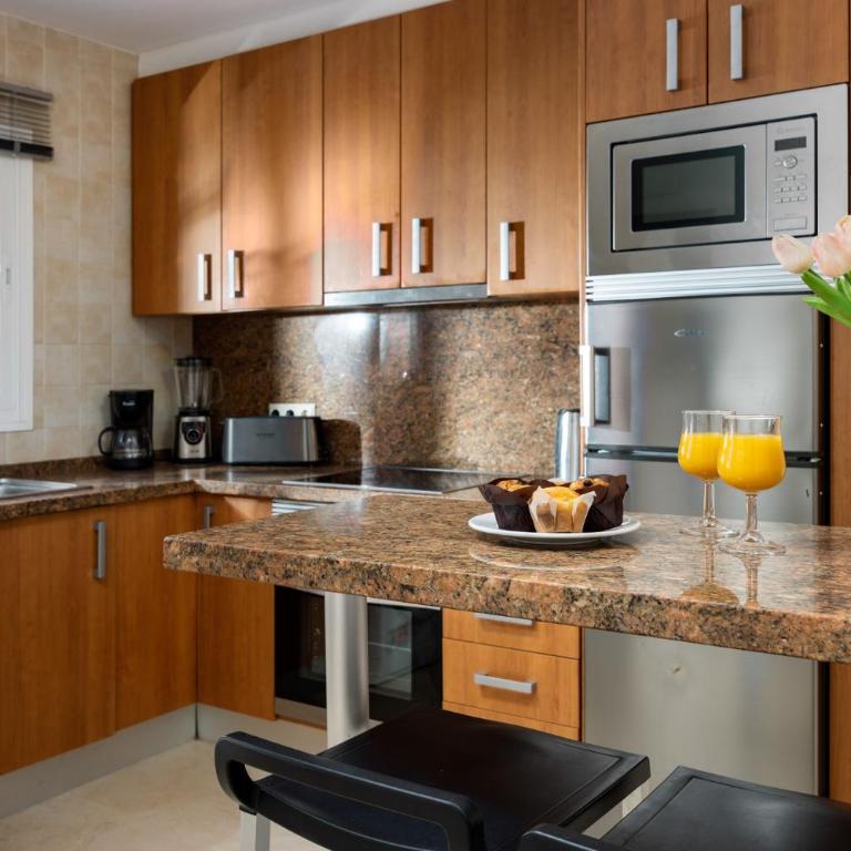 Marina del Sol Apartments by Alfresco Stays - Apartamento de 2 dormitorios con balcón y terraza - 9