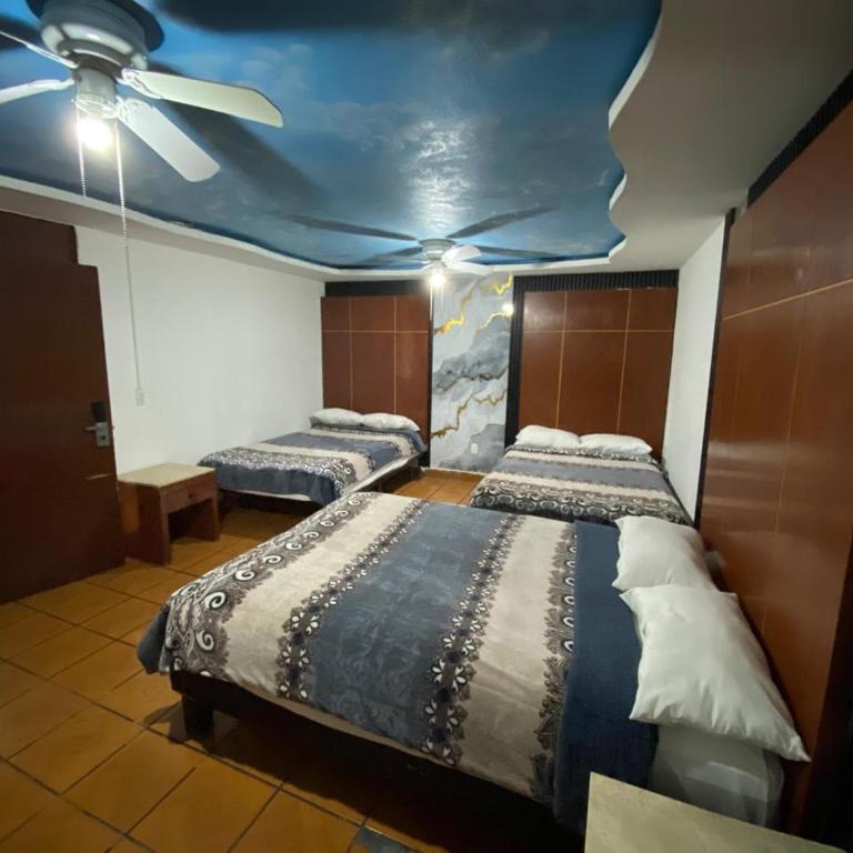Hotel Puerto México Aeropuerto - Habitación Familiar - 9