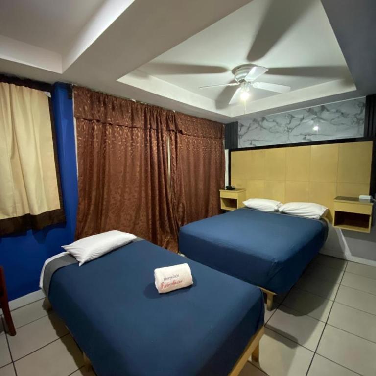 Hotel Puerto México Aeropuerto - Habitación Triple - 9