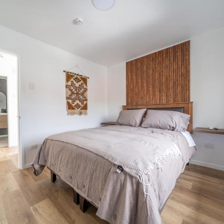 Millabú Hospedaje - Standard Double Room with Shared Bathroom - 13