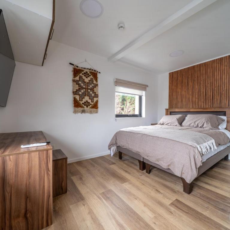 Millabú Hospedaje - Standard Double Room with Shared Bathroom - 17