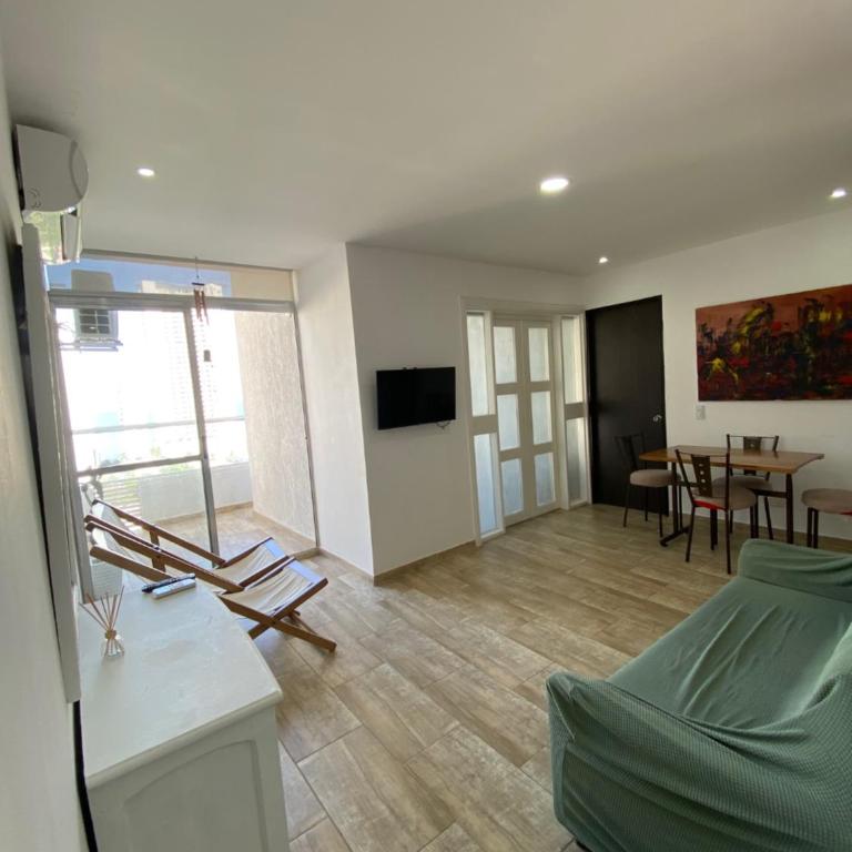 Departamento con vista al mar - Two-Bedroom Apartment - 12