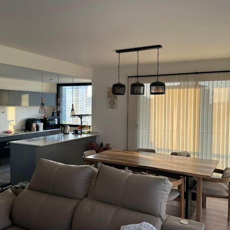 Depto Palermo Hollywood al frente Distrito Arcos - Two-Bedroom Apartment - 20