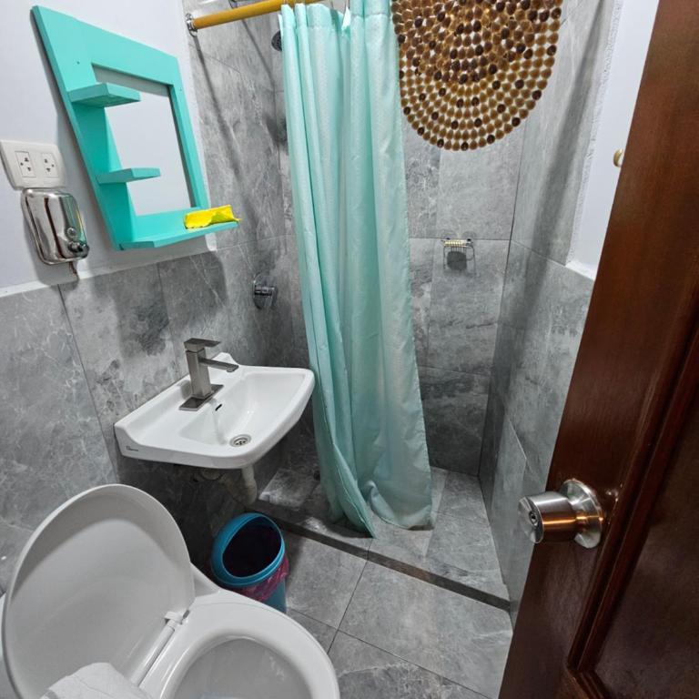 Hospedaje Familiar Ecuador - Apartamento tipo ático de 4 dormitorios - 5
