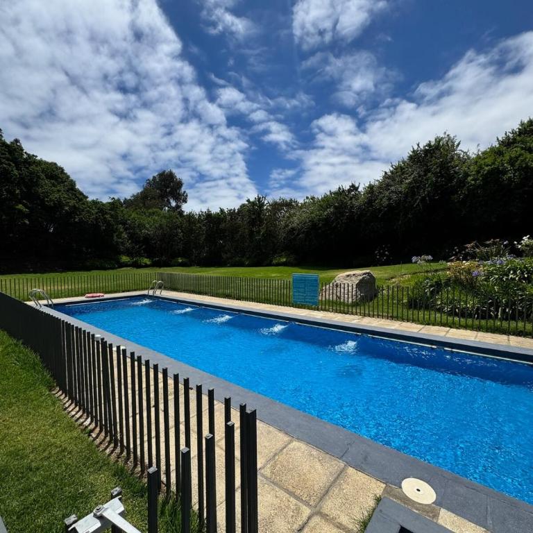Departamento familiar con piscina en Reñaca - Two-Bedroom Apartment with Garden View - 4
