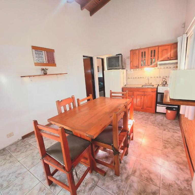 Complejo Lago Chico - Family Bungalow - 17