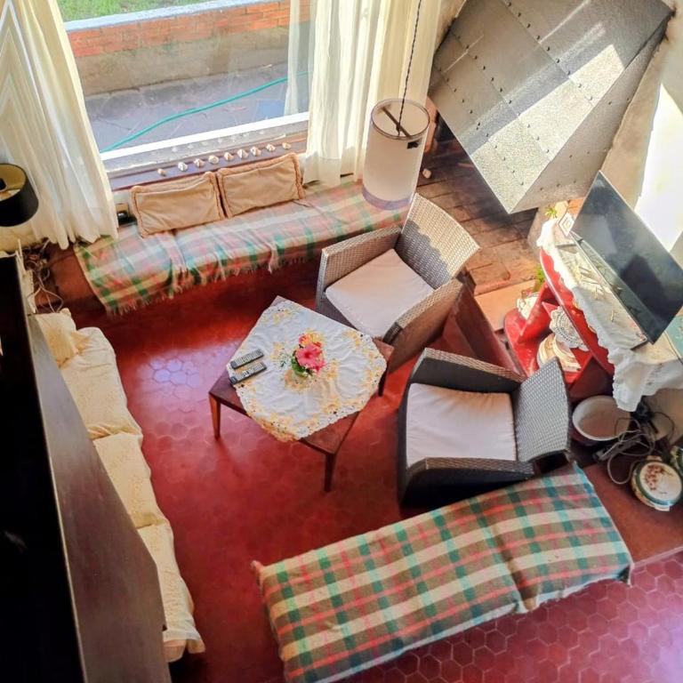 Casa con pileta y parrilla - Three-Bedroom House - 3