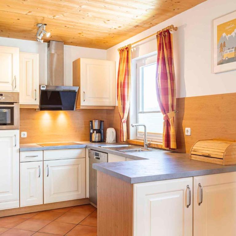 Holiday home in Annaberg im Lammertal - Tennengau 51127 - Chalet - 12