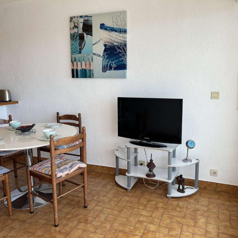 Appartement 4 pers. avec parking à Port Camargue - FR-1-250-324 - Apartment - 6