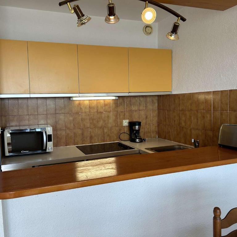 Appartement 4 pers. avec parking à Port Camargue - FR-1-250-324 - Apartment - 8