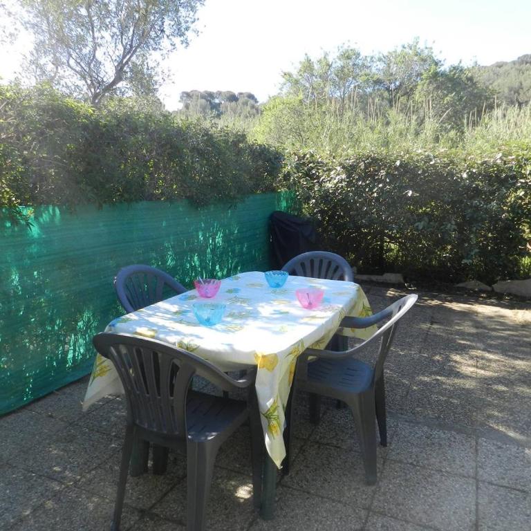 Duplex climatisé 2 chambres avec piscine et parking - Le Lavandou - FR-1-251-905 - Maison de Vacances - 9