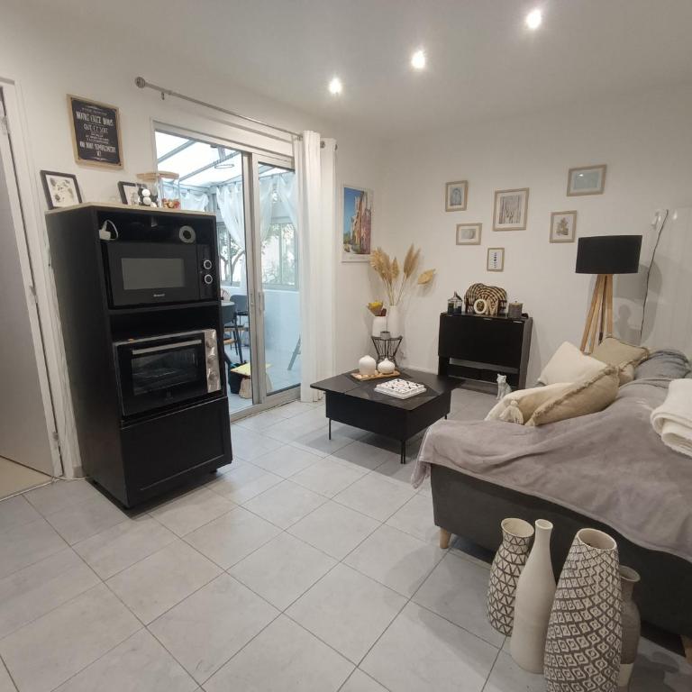 Appartement RDC proche plages avec parking - FR-1-776-145 - Apartment - 8