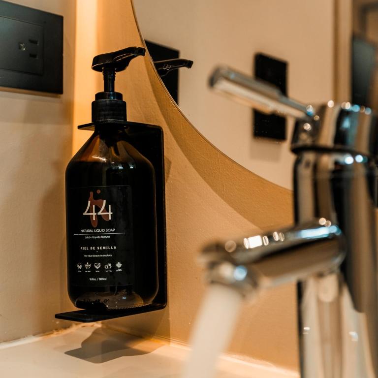 Sonata 44 Hotel Laureles - Suite con bañera de hidromasaje - 9