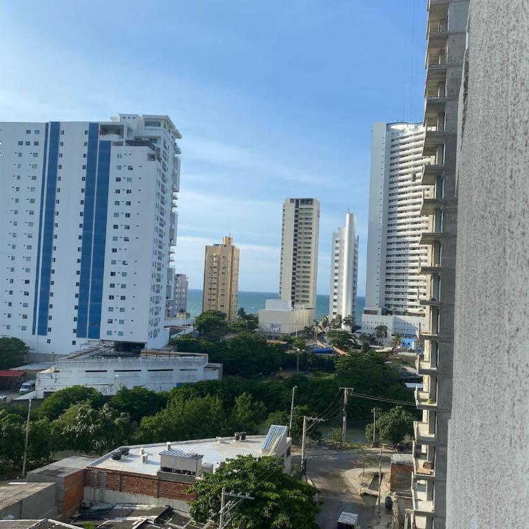 Entire apartment with amazing views Tower 811 - Three-Bedroom Apartment - 38