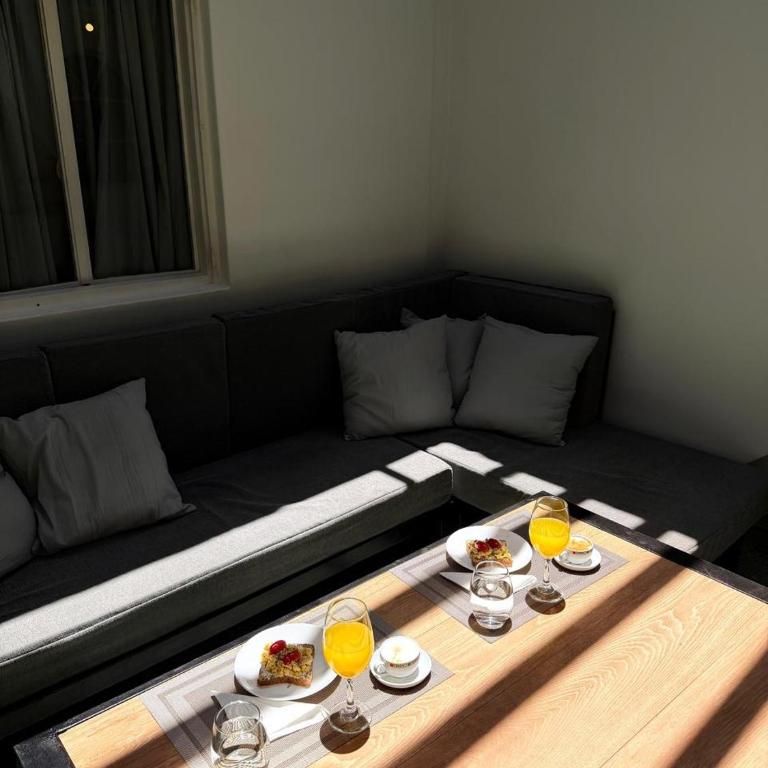 The Marseille Oasis - One-Bedroom Villa - 13