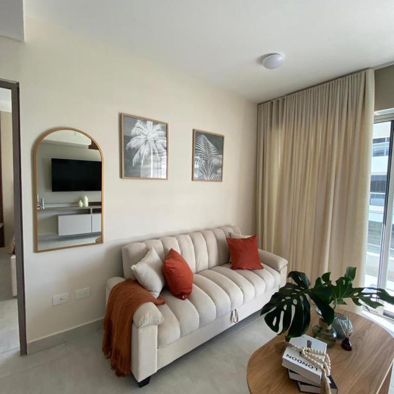 Pool , Private Beach Modern and Serene Apartment - Two-Bedroom Apartment - 22