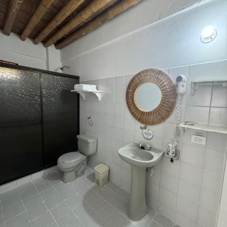 Ecohotel Santa Barbara - Habitación Doble con balcón - 36