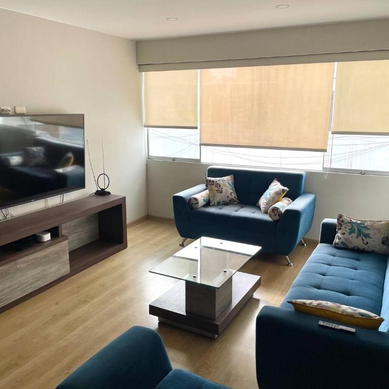Room with 2 beds - Shared Apartment - Double or Twin Room - 5