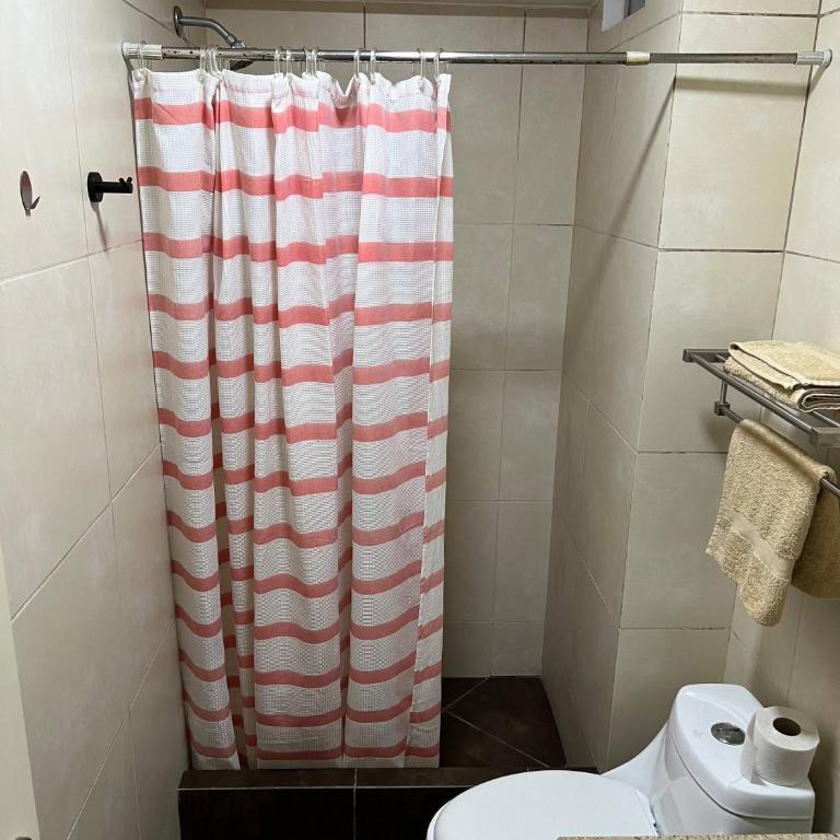 Room with 2 beds - Shared Apartment - Double or Twin Room - 28