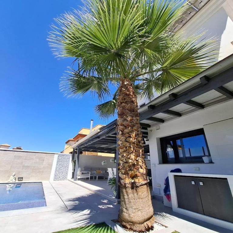 Villa Corni - Four-Bedroom House - 18