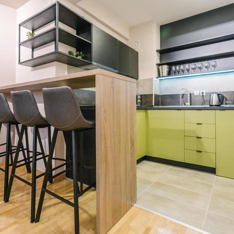 NAR Royalton Apartment #60 Free Parking - One-Bedroom Apartment - 11