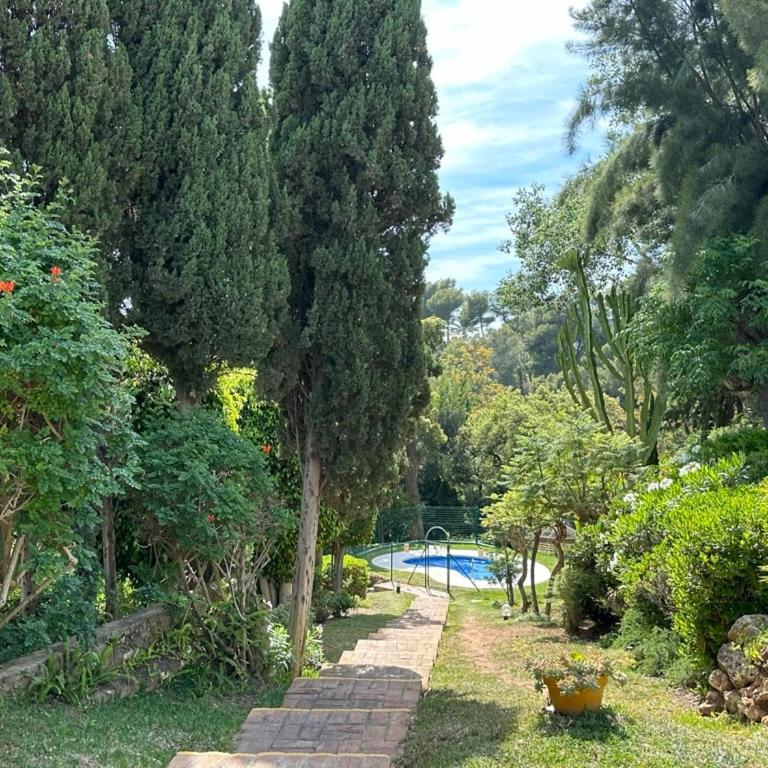 Penthouse Marbella, Panoramic Sea Views, Terrace, Pool & Parking - Apartamento de 2 dormitorios - 9