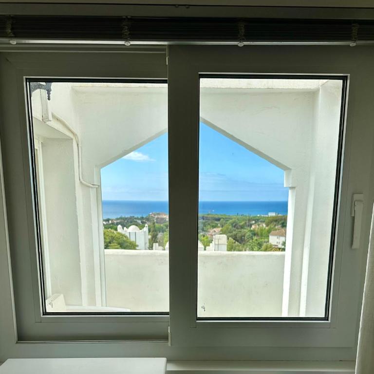 Penthouse Marbella, Panoramic Sea Views, Terrace, Pool & Parking - Apartamento de 2 dormitorios - 43