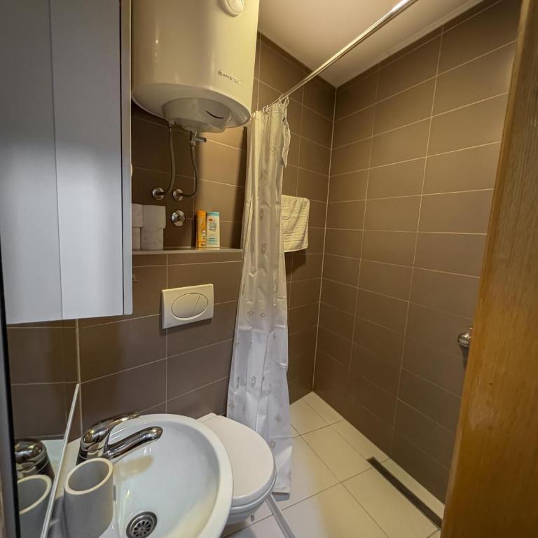 Residence Mahala - Boutique Stay Near Old Town - Deluks Dvokrevetna Soba sa Bračnim Krevetom - 2