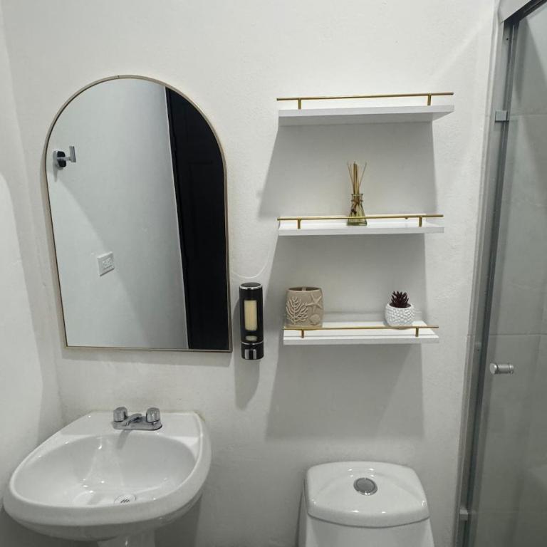 New ground floor apartment, very comfortable and excellent location - Three-Bedroom Apartment - 53