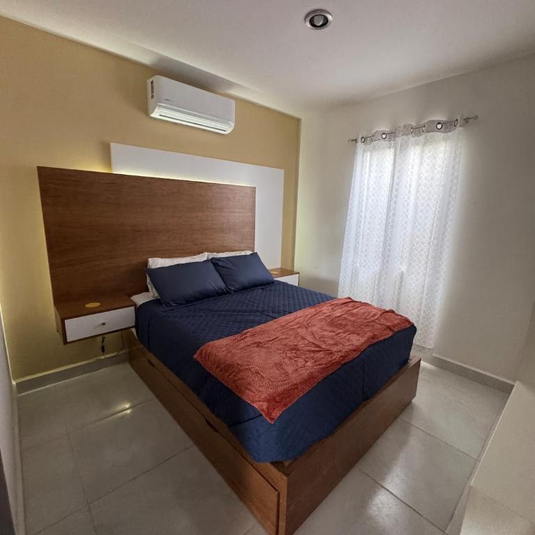 New ground floor apartment, very comfortable and excellent location - Three-Bedroom Apartment - 62
