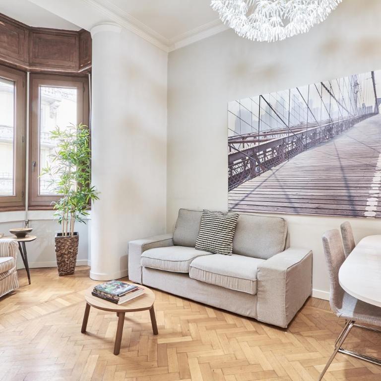 Easylife - Milano - Battisti 13 - Duomo - Appartamento con 2 Camere da Letto - 1