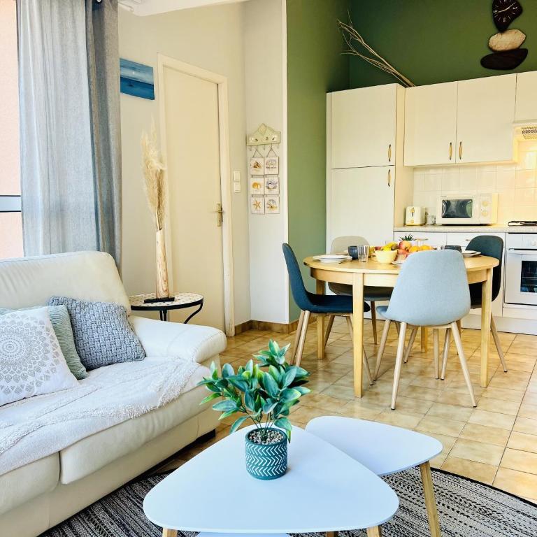 Physalis - Two-Bedroom House - 2