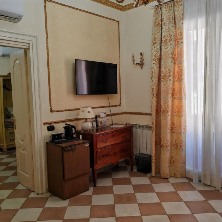 Hotel Trinacria - Suite con 1 Camera da Letto - 3