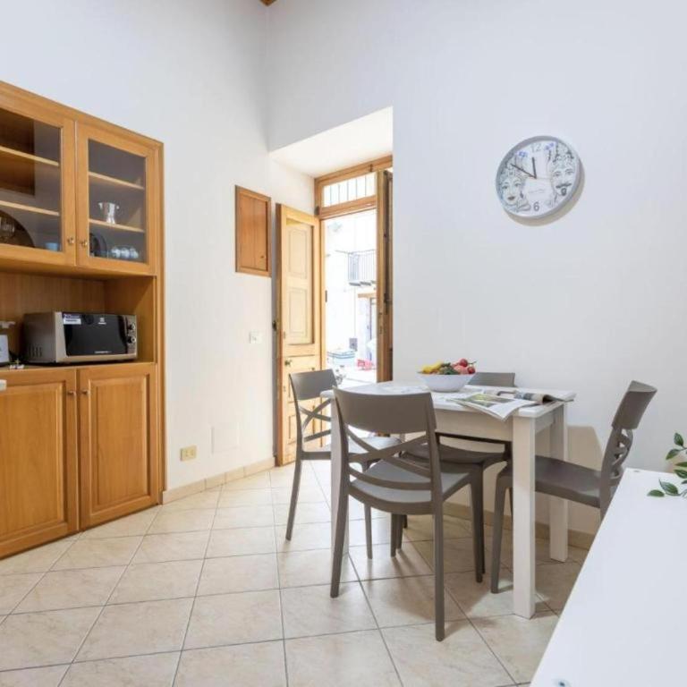 Belsit House - Appartamento con 2 Camere da Letto - 6