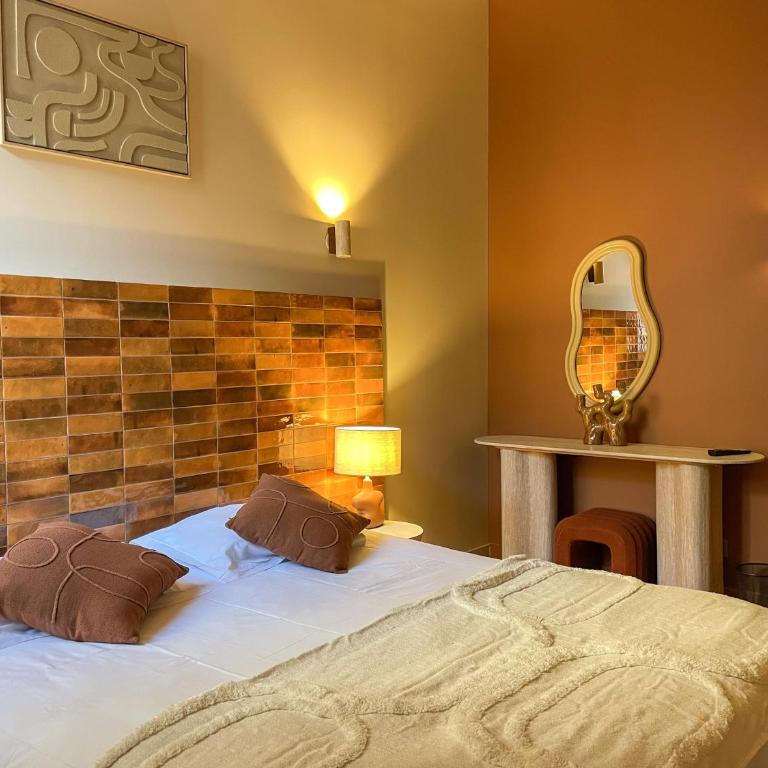 Hôtel De Paris - Chambre Supérieure Lit Queen-Size - 2
