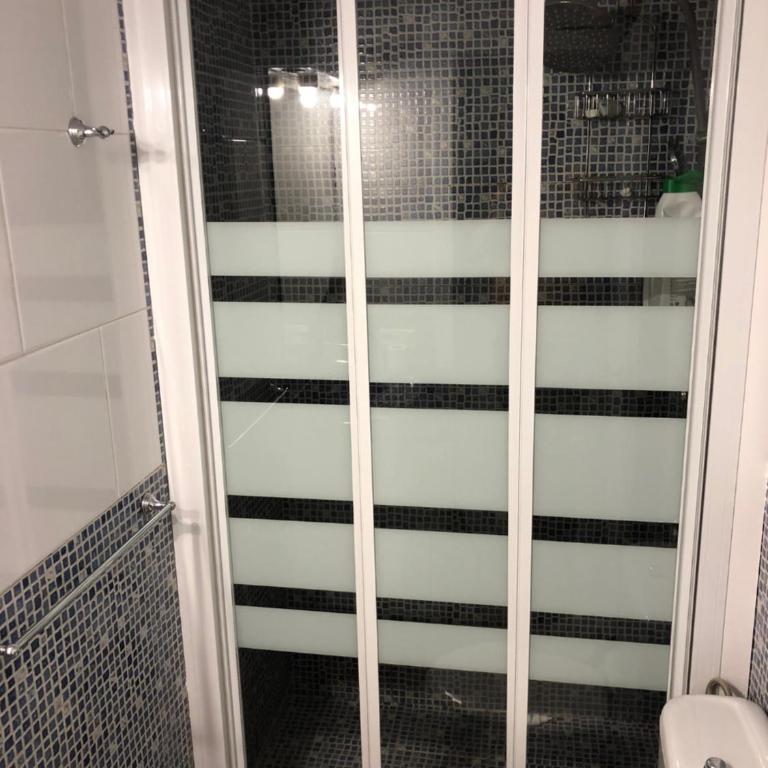 Alojamiento temporal Villaverde Rocafort - Three-Bedroom Apartment - 12