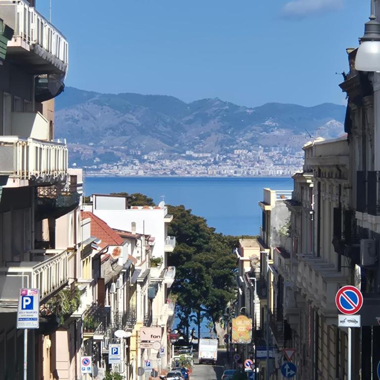 Dimore Reggio Calabria - Appartamento con 1 Camera da Letto - 2