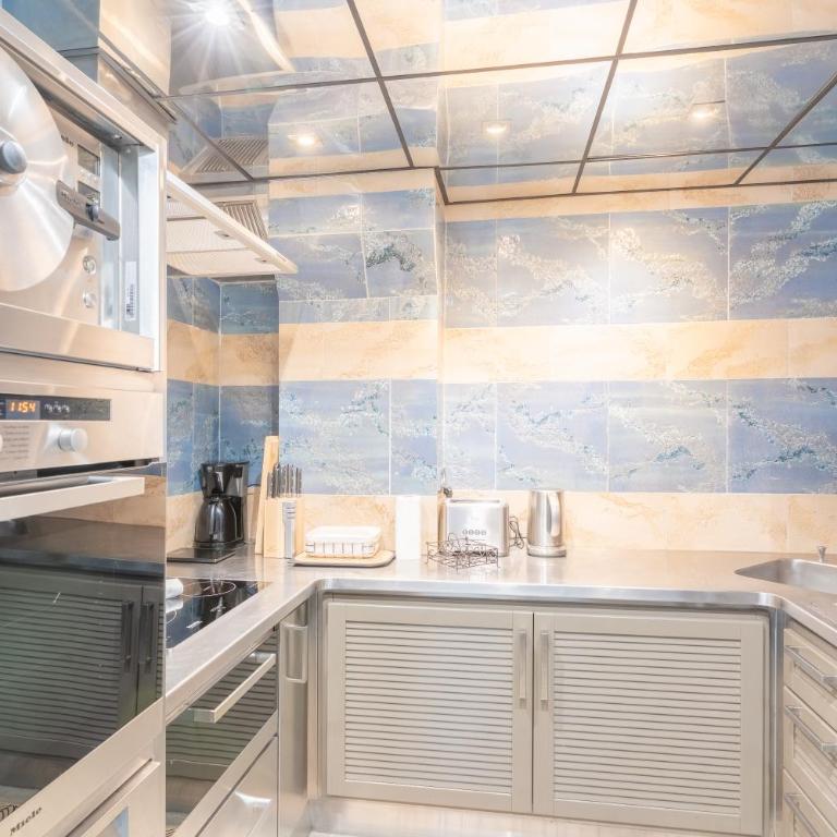 Le Sommet du Large - One-Bedroom Apartment with Sea View and Balcony - 13