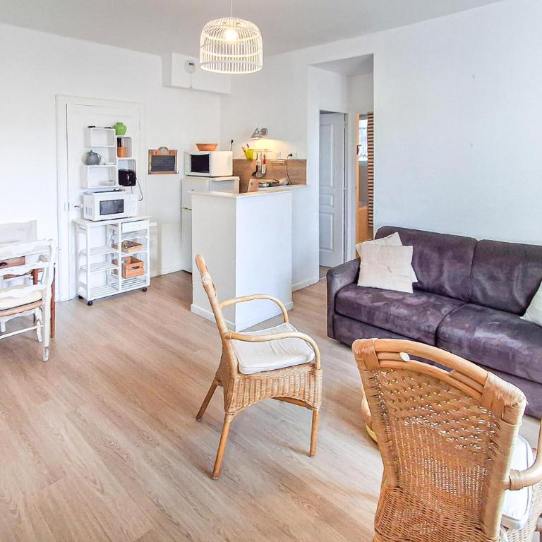1 Bedroom Amazing Apartment In Carnac - Appartement 1 Chambre - 3