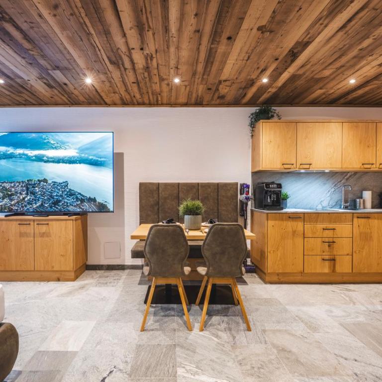 Alpine Essence - Luxury Apartment in Zell am See Center - One-Bedroom Apartment - 4
