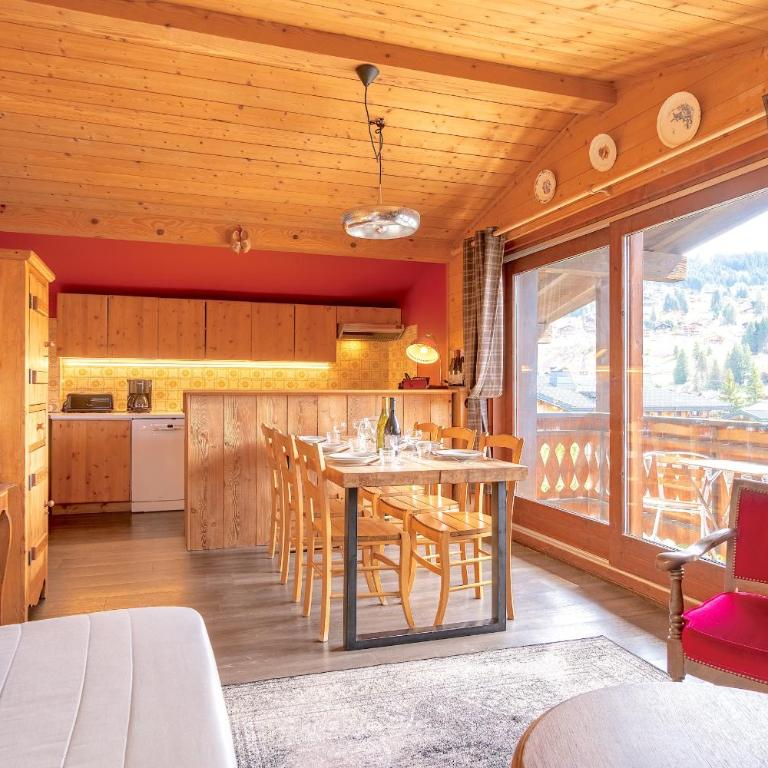 Six-Deniers - Three-Bedroom Apartment - 5
