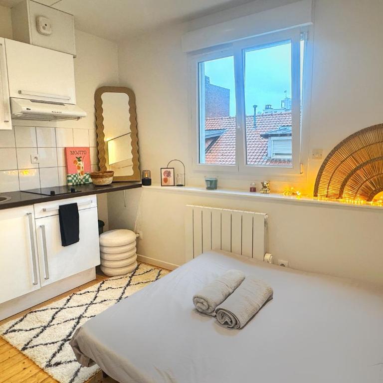 Le Coty - One-Bedroom Apartment - 1