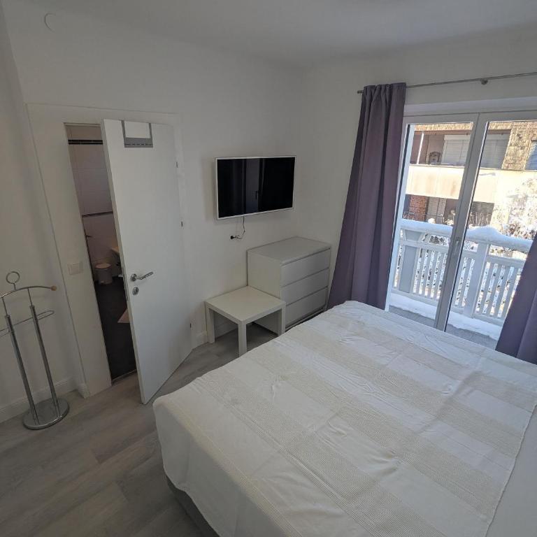 Ferienzimmer Nordkettenblick - Doppelzimmer mit Bergblick - 2