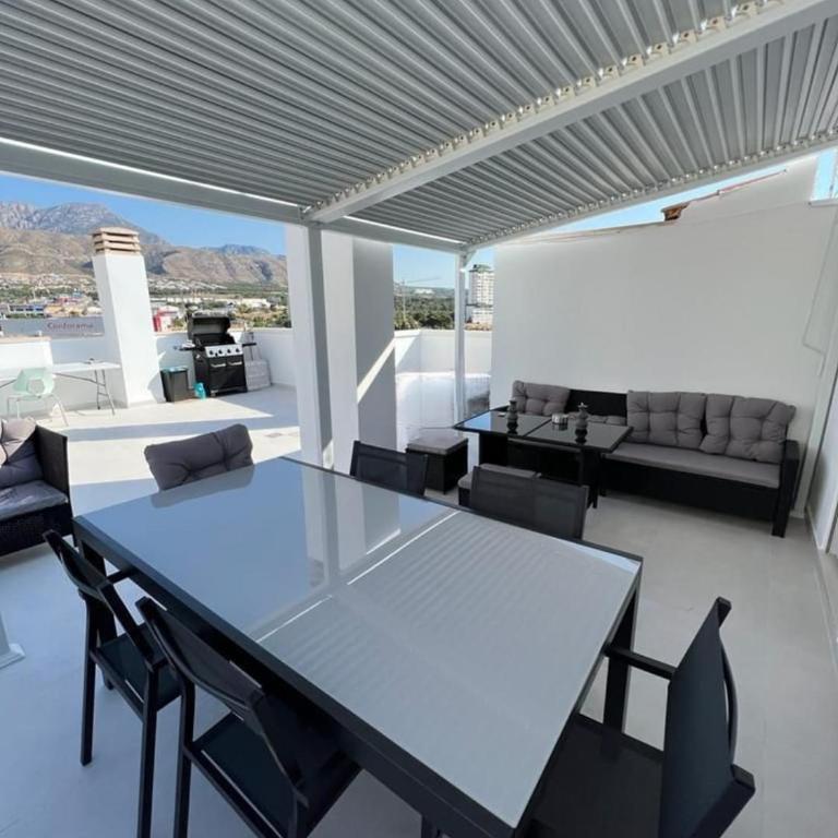 Skyline Penthouse Benidorm - Apartamento de 2 dormitorios - 1