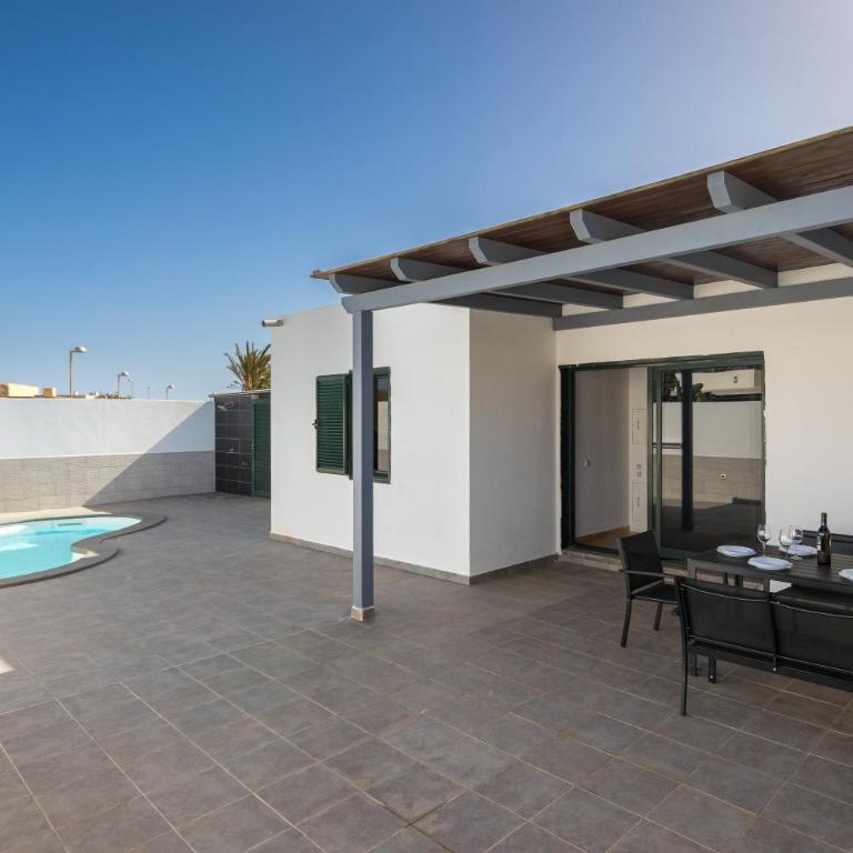 Home2Book Bright Villa with Pool, Corralejo - Villa de 3 dormitorios - 22