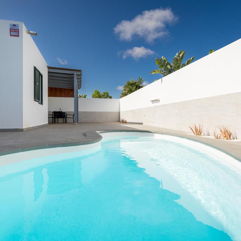 Home2Book Bright Villa with Pool, Corralejo - Villa de 3 dormitorios - 1